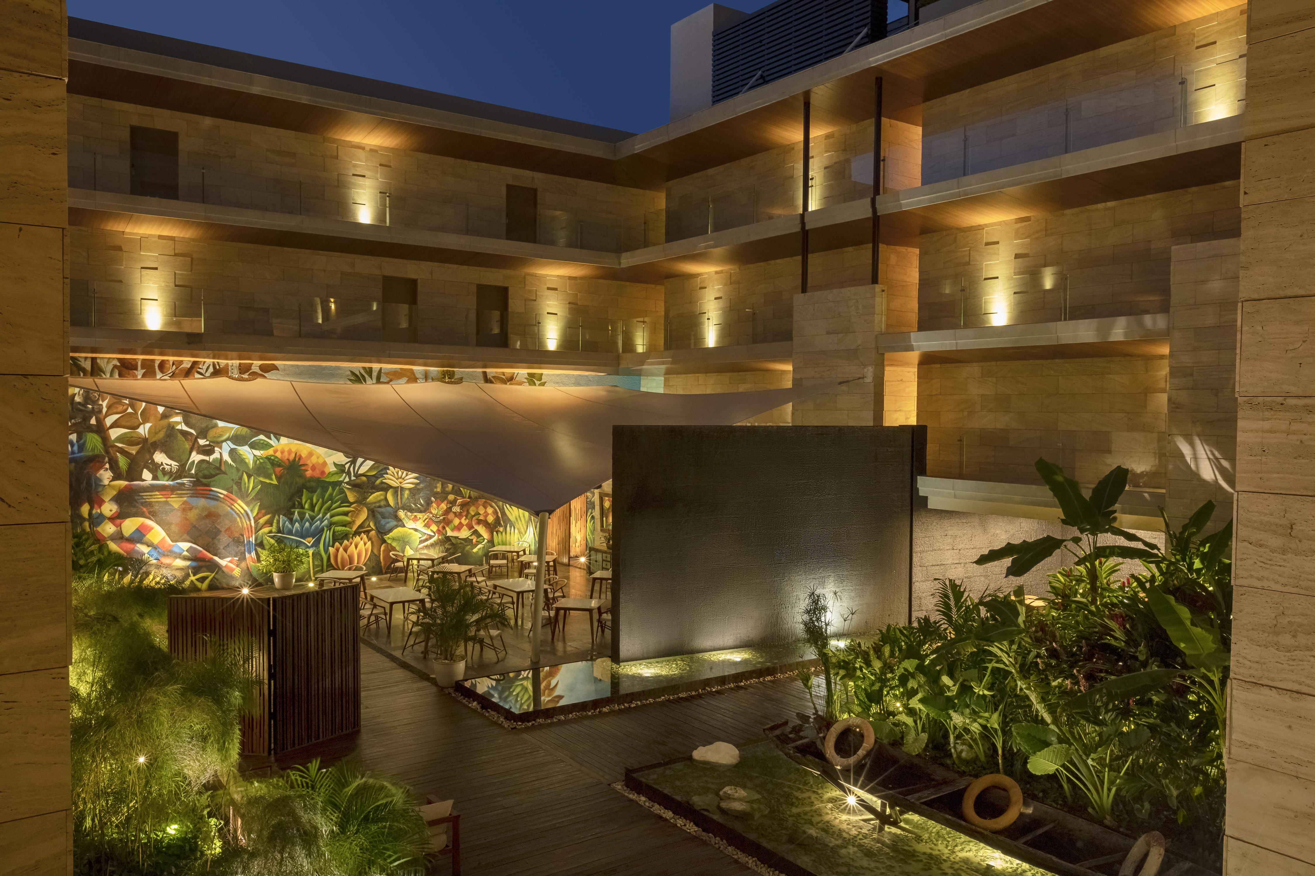 Отель The Yucatan Playa Del Carmen, Tapestry Collection By Hilton (Adults Only) Экстерьер фото