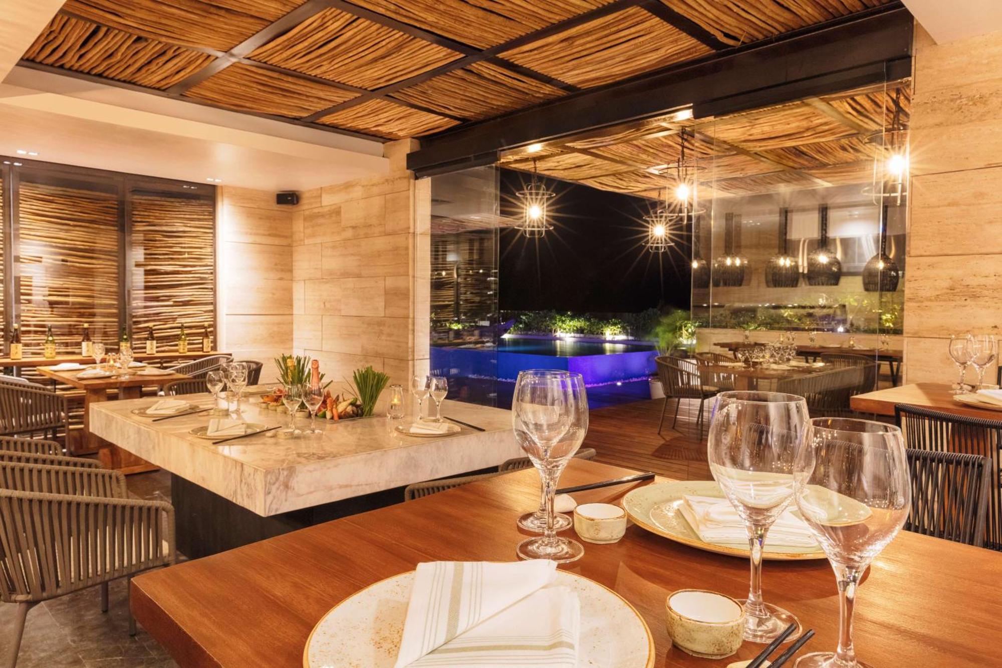Отель The Yucatan Playa Del Carmen, Tapestry Collection By Hilton (Adults Only) Экстерьер фото